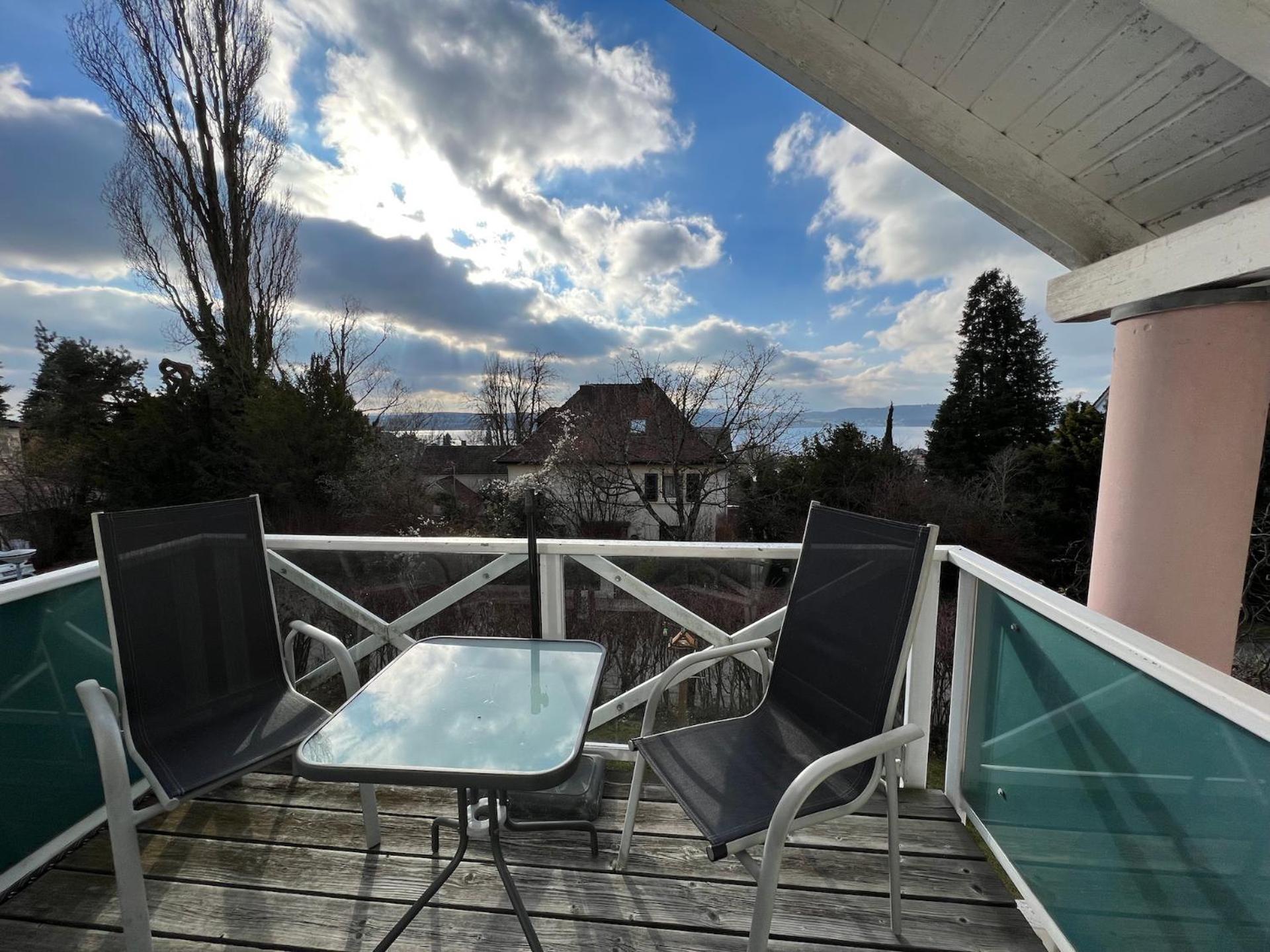 Schreiber West Apartment